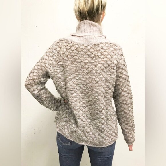 Anthropologie One Grey Day Sweater Turtleneck Knit Mohair Wool Size Small - Picture 16 of 16